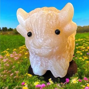 Honey Calcite Highland Cow